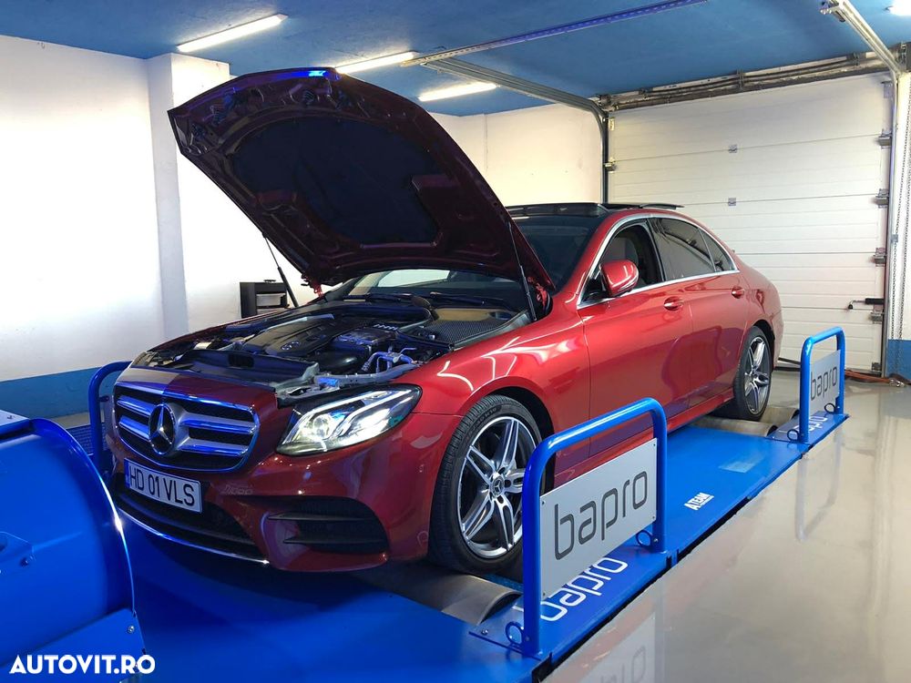Mercedes-Benz E 220 d T-Modell Aut - 1