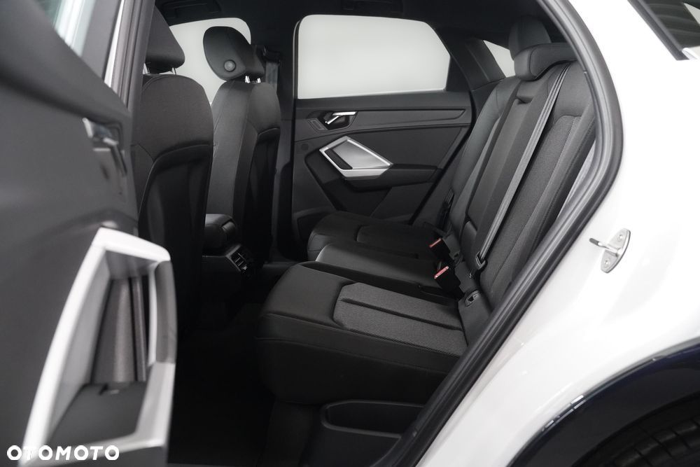 Audi Q3 35 TFSI mHEV S tronic - 8