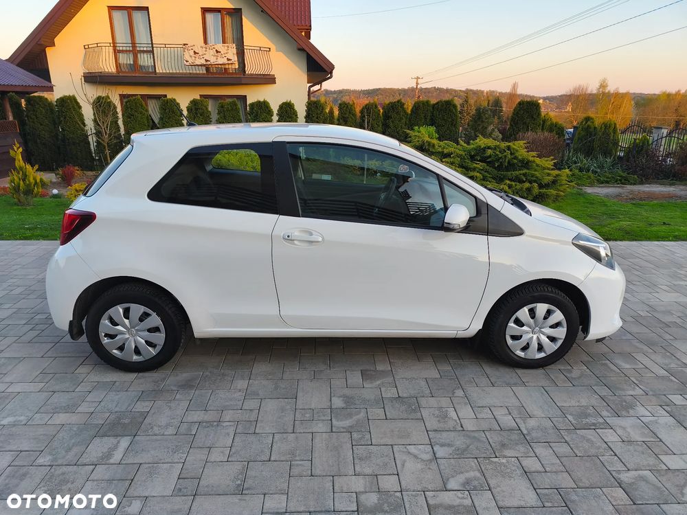 Toyota Yaris 1.0 Active EU6 - 9