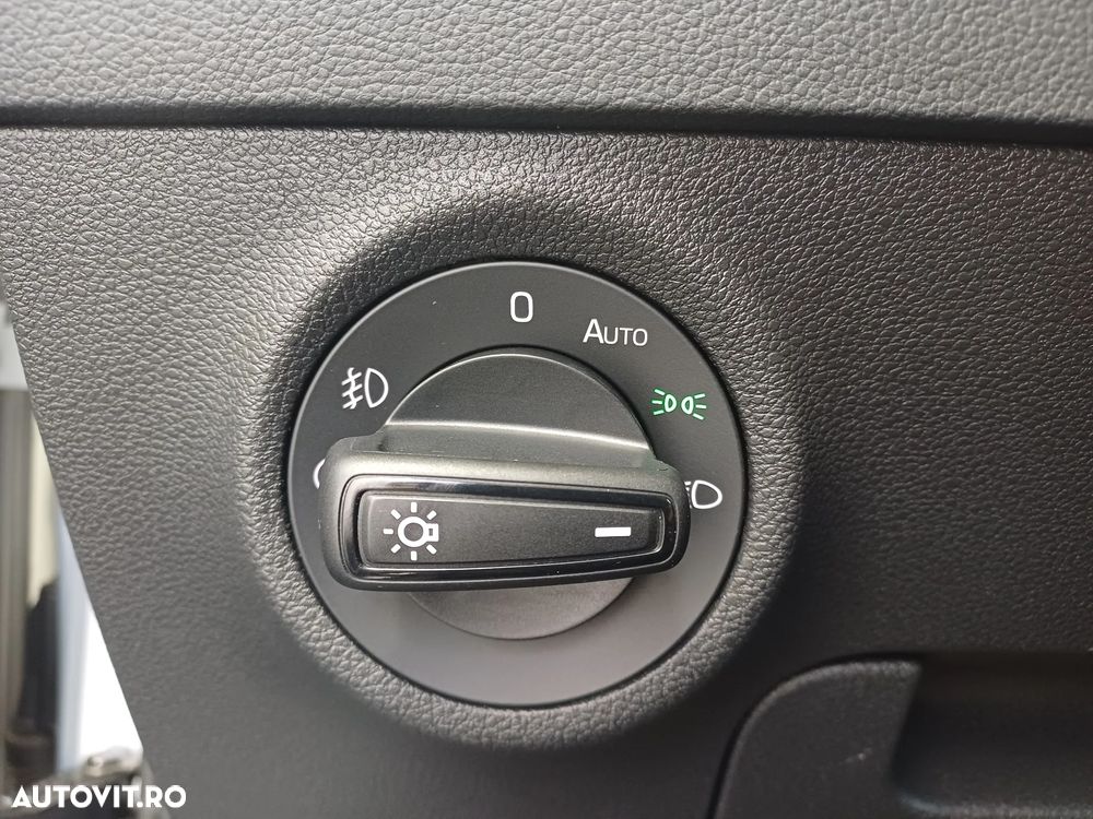 Skoda Karoq 1.5 TSI DSG Ambition - 11