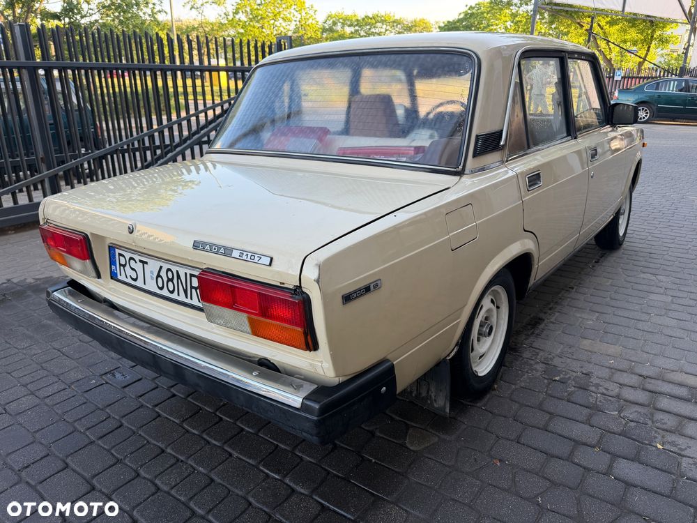 Lada 2107 - 4