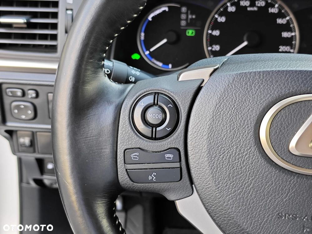 Lexus CT 200h Elegance EU6 - 21