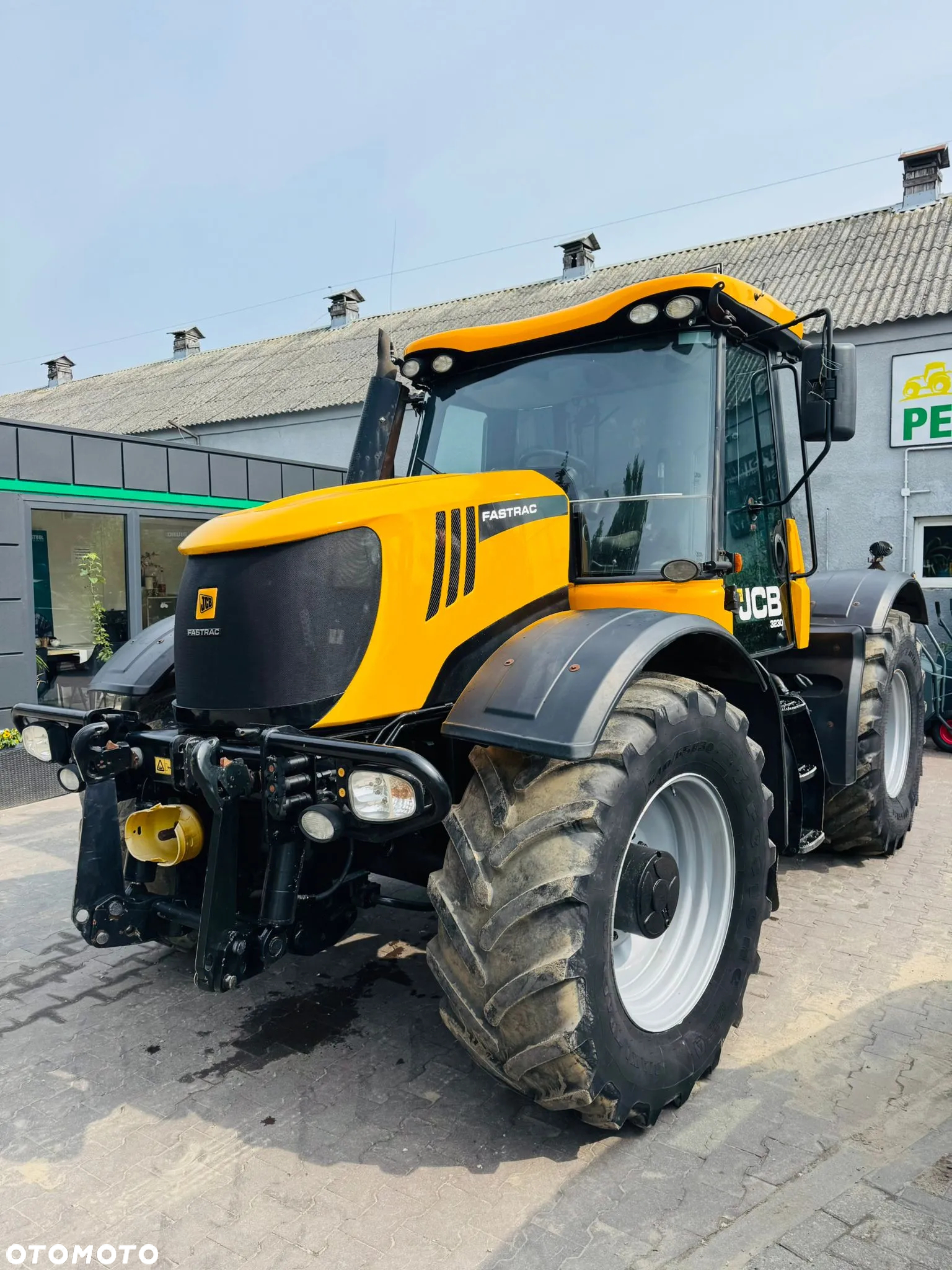 JCB FASTRAC 3230 - 11