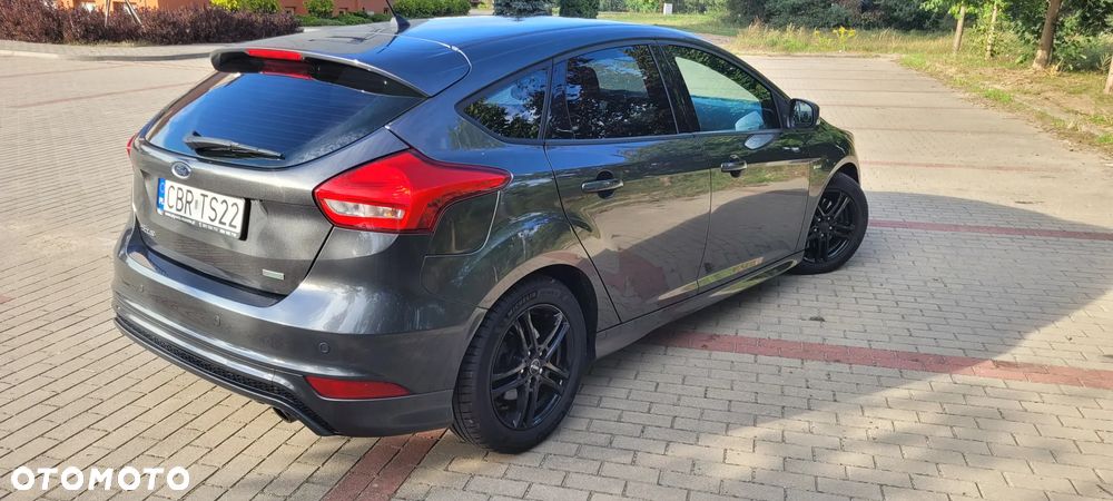 Ford Focus 1.5 EcoBoost ST-Line - 7