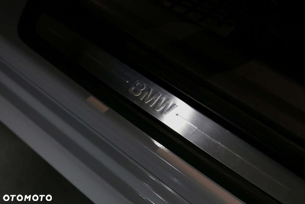 BMW Seria 3 - 17