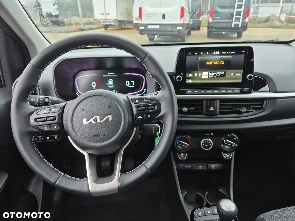 Kia Picanto 1.0 L - 13