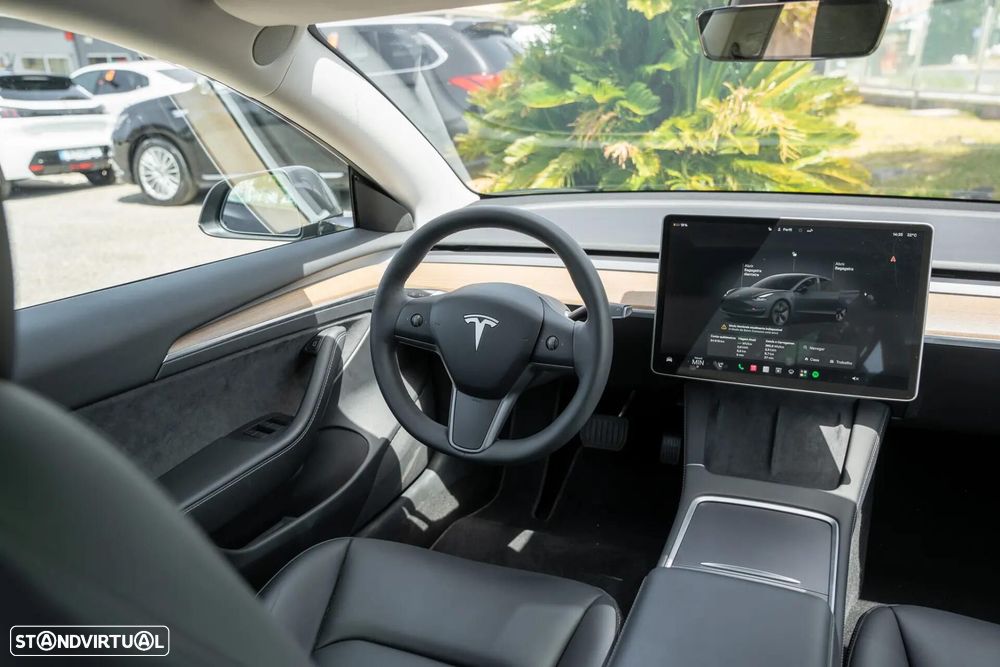 Tesla Model 3 Standard Range Plus RWD - 9