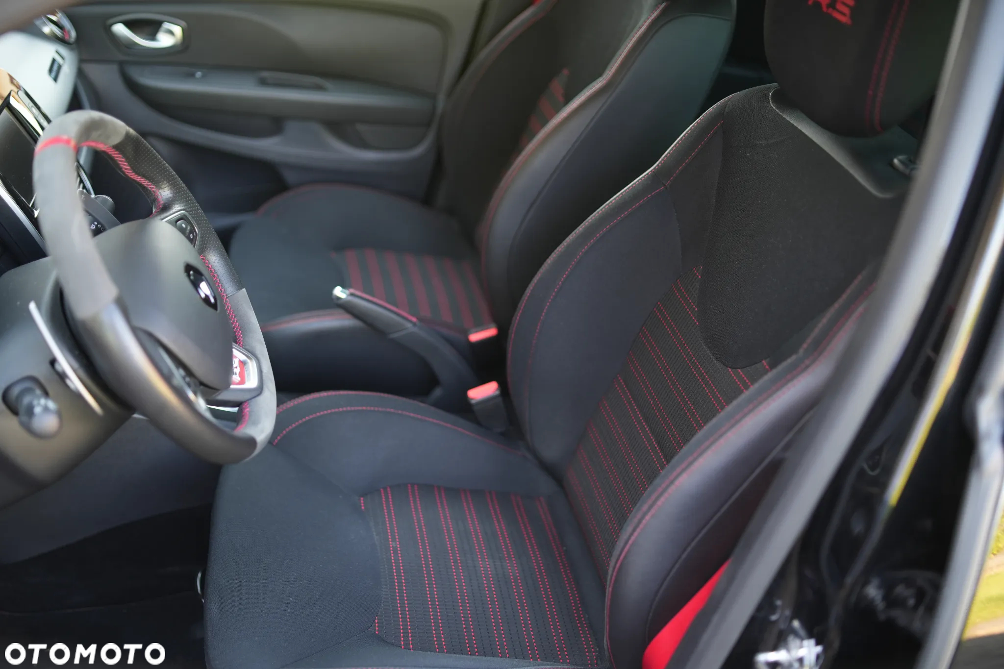 Renault Clio 1.6 R.S 18 - 27