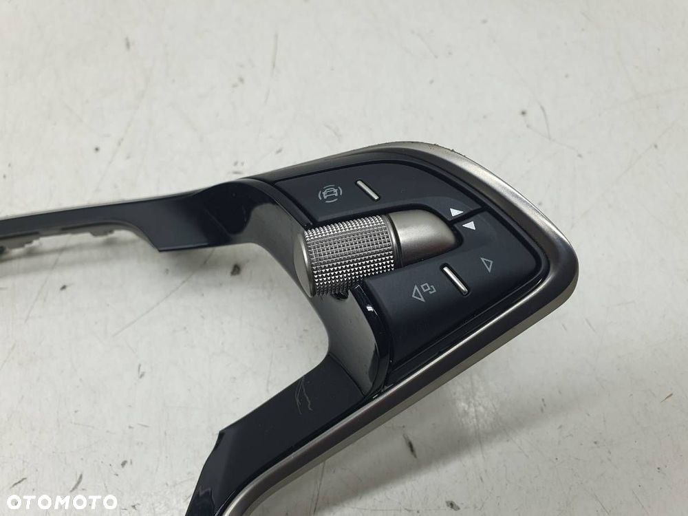 MULTIFUNKCJA PANEL PRZEŁĄCZNIKI KIEROWNICY SKODA OCTAVIA IV 5W3919719AE - 3