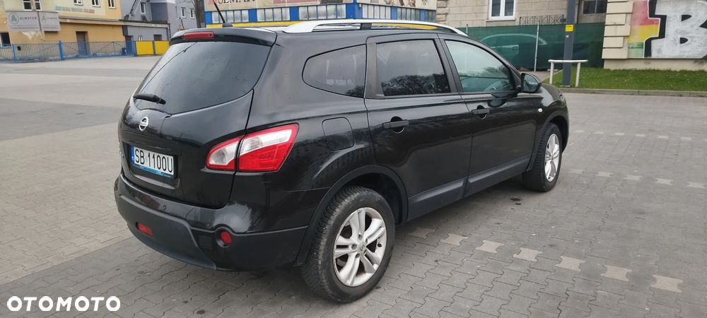 Nissan Qashqai+2 - 4