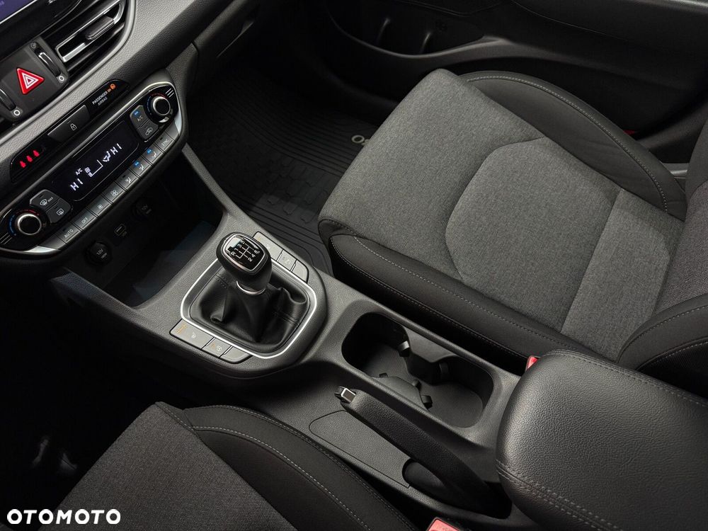 Hyundai i30 1.0 T-GDI Smart - 25