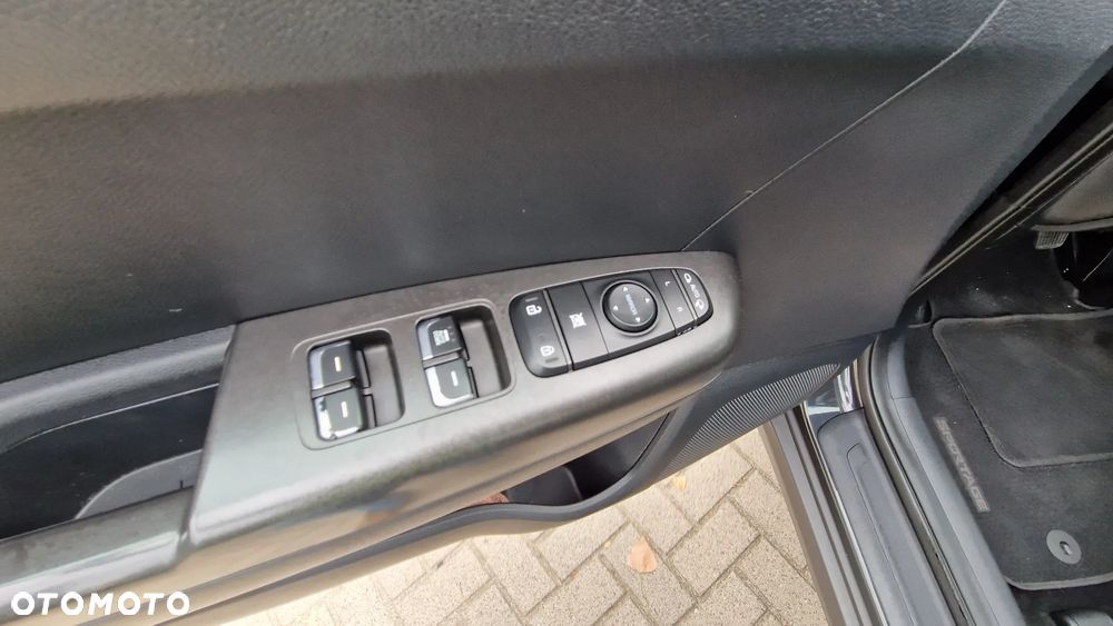 Kia Sportage - 25