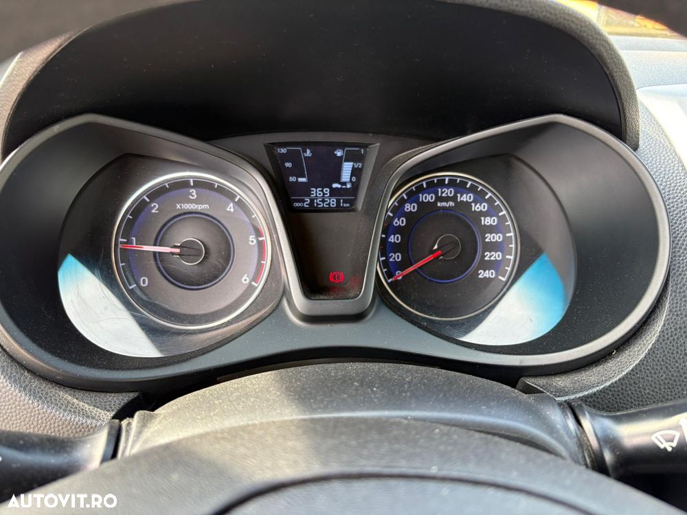 Hyundai ix20 - 7
