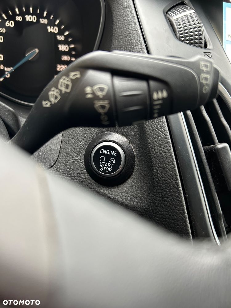 Ford Focus 1.0 EcoBoost Start-Stopp-System TITANIUM STYLE - 29