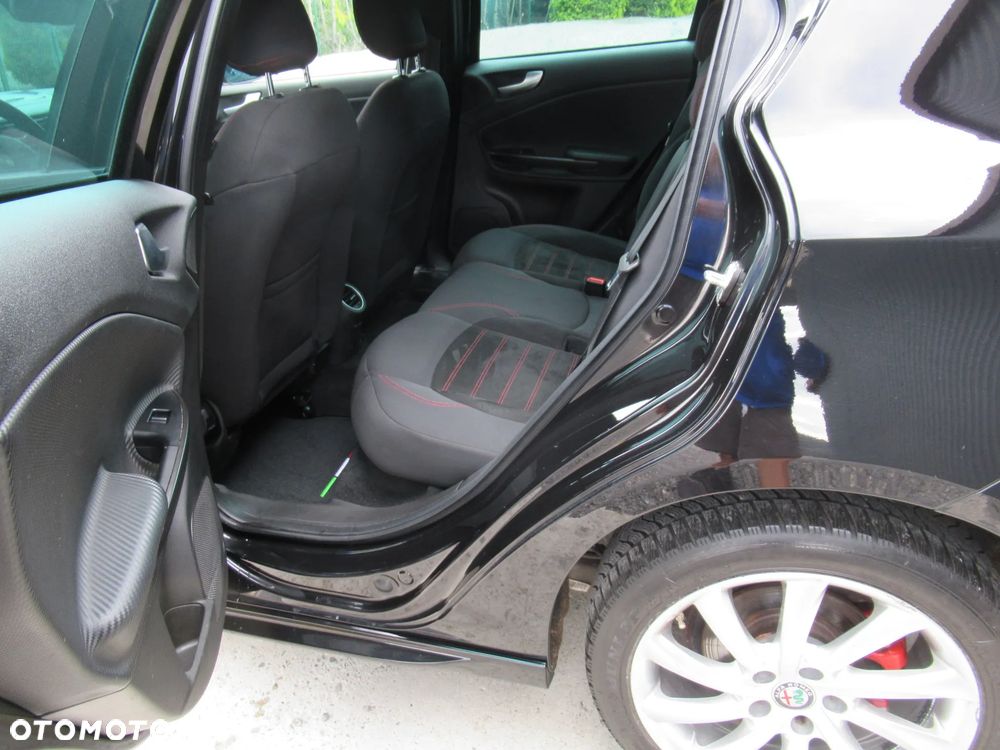 Alfa Romeo Giulietta 2.0 JTDM 16V Sport - 22