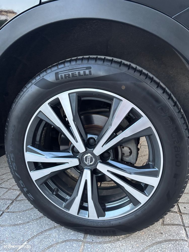 Nissan Qashqai 1.3 DIG-T N-Connecta J18 - 25