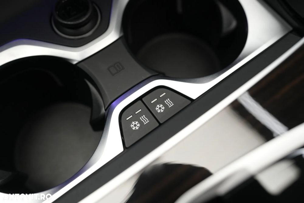 BMW X5 M M60i xDrive - 33