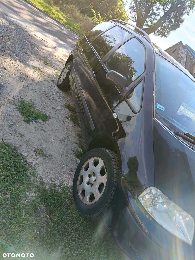 Volkswagen Sharan - 7