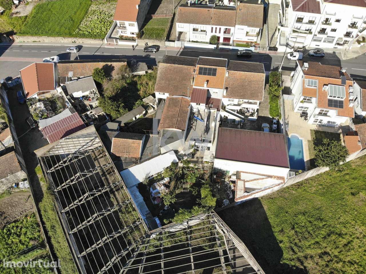 Moradia T4  rés do chão e andar renovada em Rio Tinto - Grande imagem: 3/51