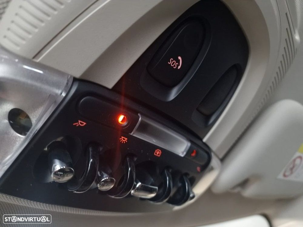MINI 5 Portas Cooper D - 16