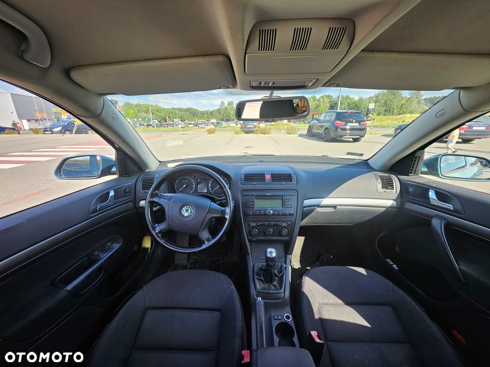 Skoda Octavia 2.0 FSI Elegance - 6