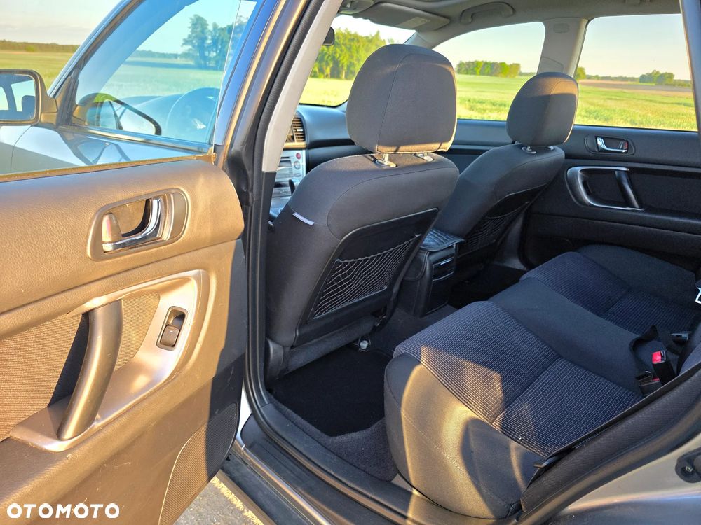 Subaru Outback - 14