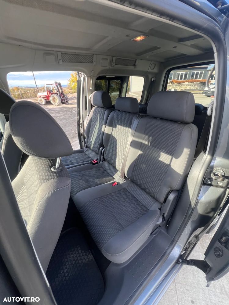 Volkswagen Caddy Maxi 2.0 TDI Comfortline - 12