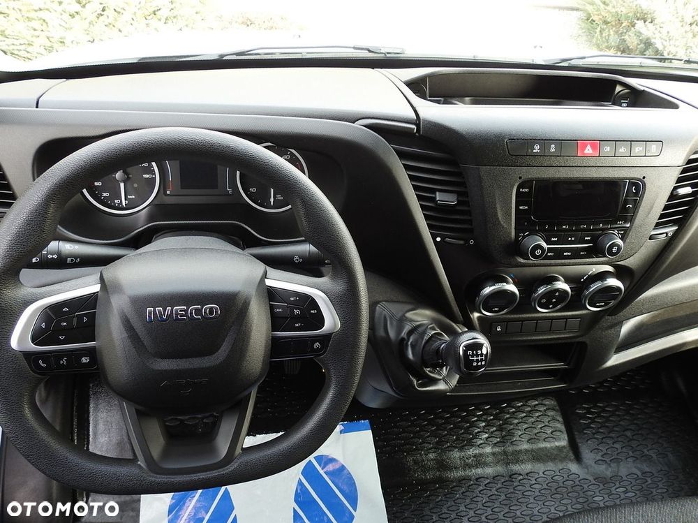 Iveco DAILY 35C16 KONTENER WINDA 8 PALET TEMPOMAT BLIŹNIACZE KOŁA KLIMATYZACJA  160KM - 29