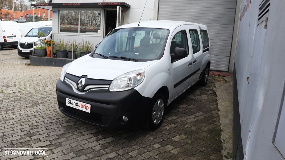 Renault Kangoo 1.5 dCi 90 Maxi 5 lugares - 4