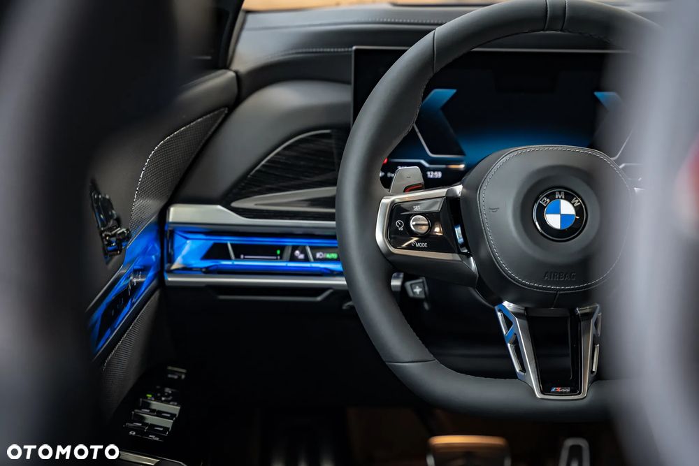 BMW Seria 7 740Li xDrive - 29