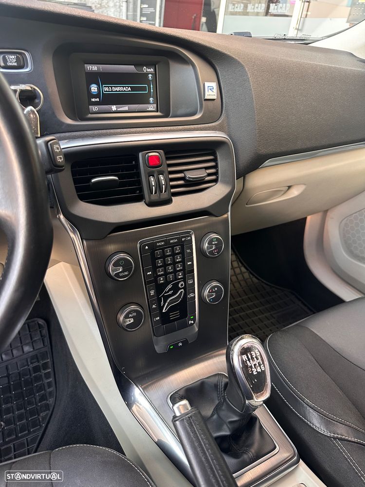 Volvo V40 D2 You - 14