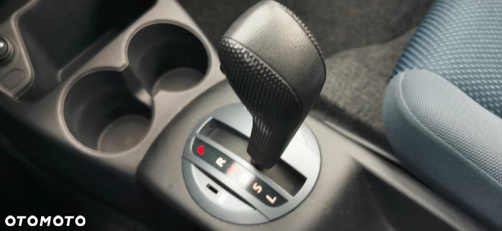 Honda Jazz 1.4 CVT LS - 15