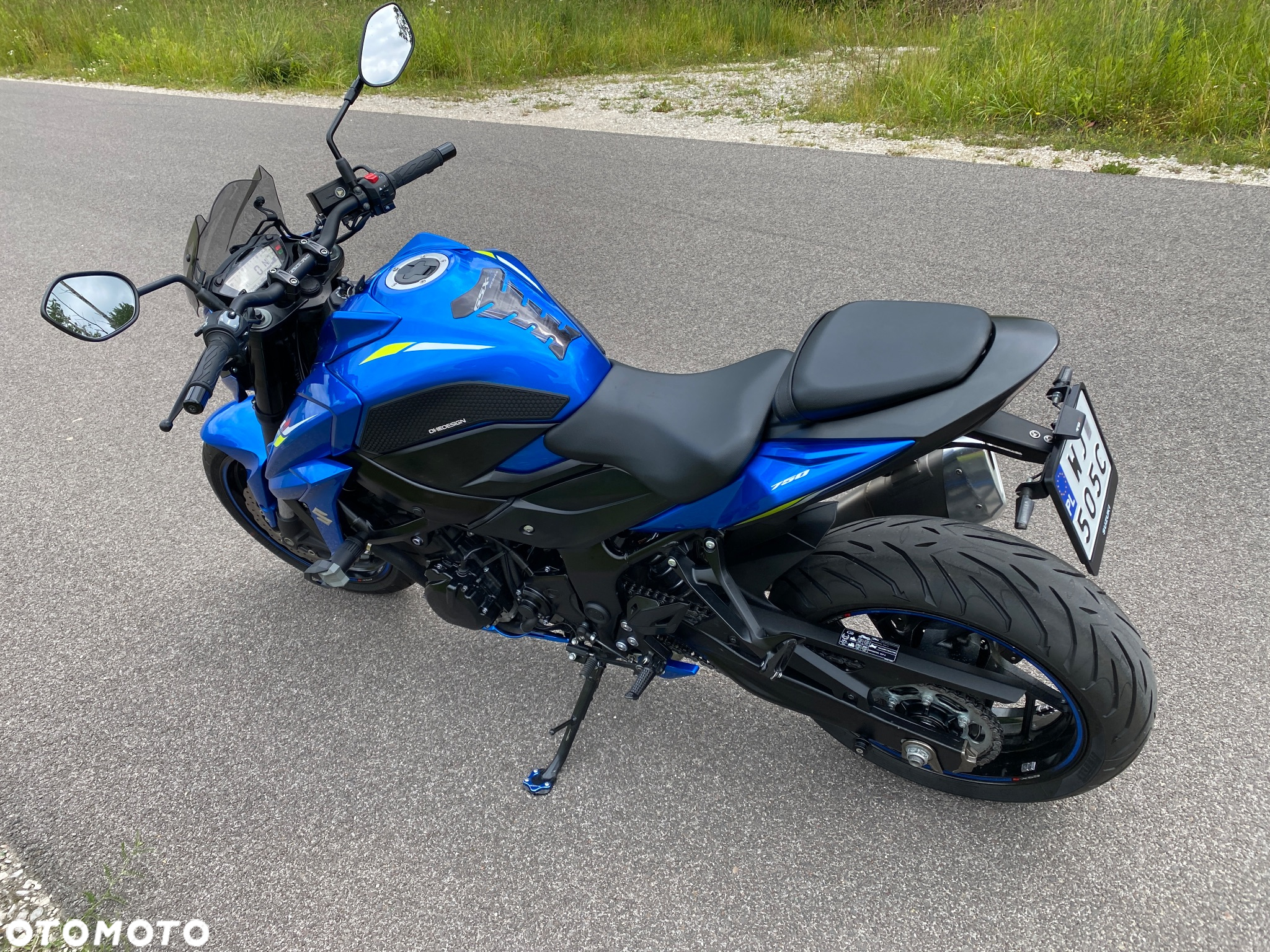 Suzuki GSX - 7