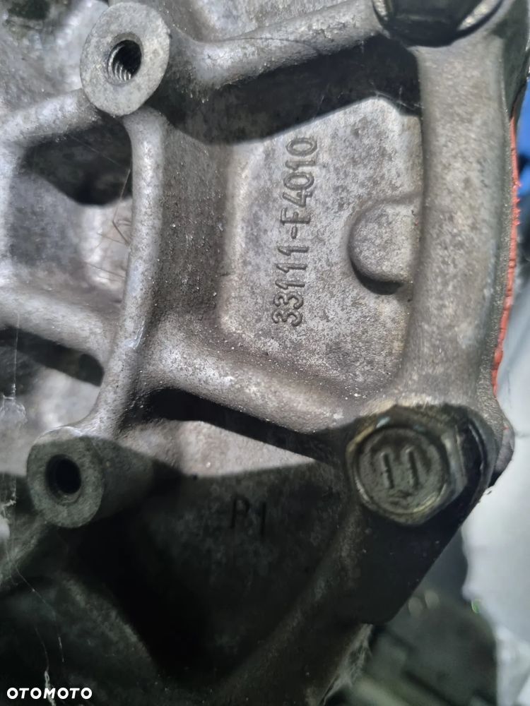 TOYOTA C-HR SKRZYNIA BIEGÓW idealna 28.000km  1.2 TURBO 116KM 33111-F4010 - 2