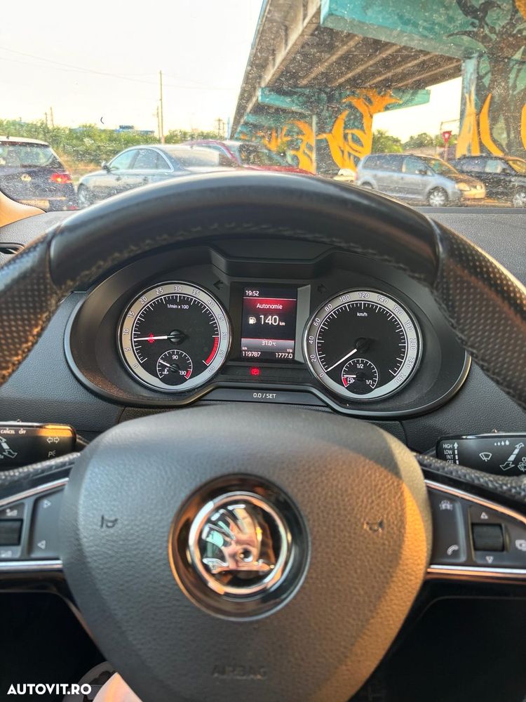 Skoda Octavia 1.6 TDI Style - 10