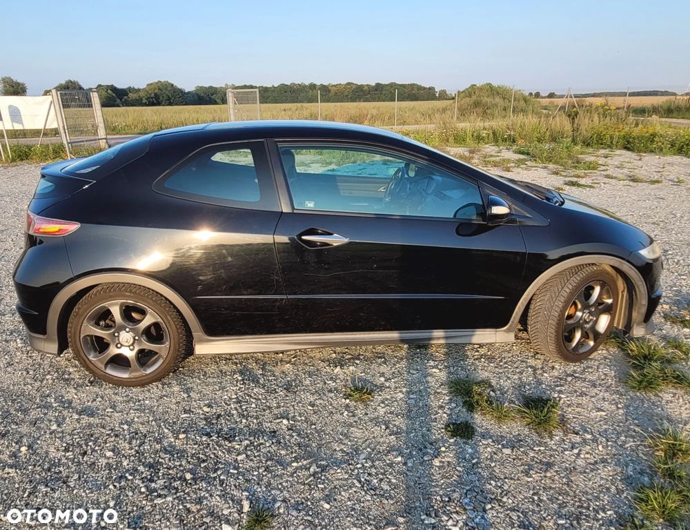 Honda Civic 1.8 LX Coupe - 12
