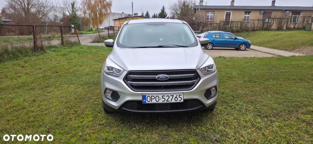 Ford Kuga - 1