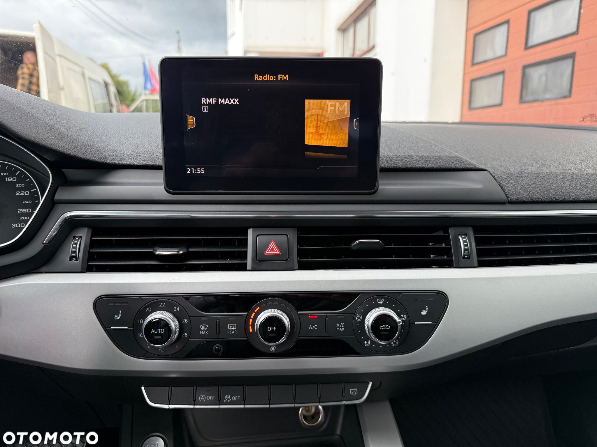 Audi A4 - 18
