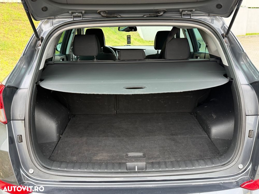 Hyundai Tucson blue 1.7 CRDi 2WD DCT Premium - 15