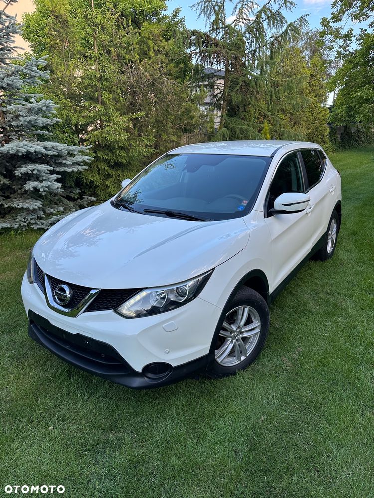 Nissan Qashqai - 1