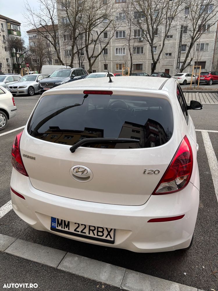 Hyundai i20 1.2 Trend - 3