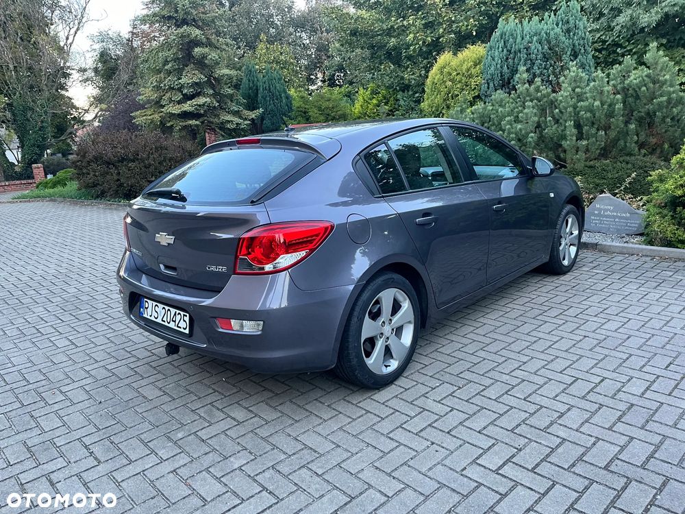Chevrolet Cruze 1.8 LT+ - 14