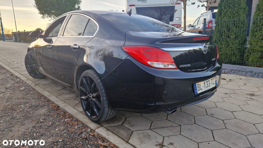 Opel Insignia 2.0 Turbo 4x4 Cosmo - 3