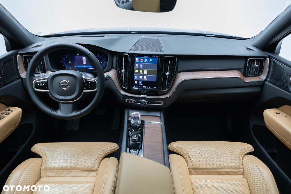 Volvo XC 60 B4 D AWD Ultimate Bright - 8