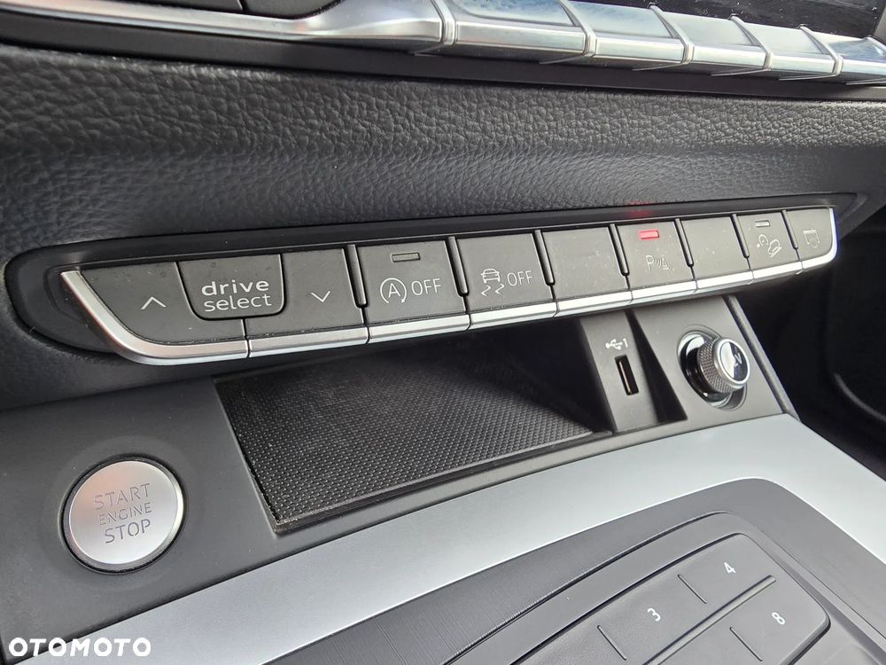 Audi Q5 40 TDI Quattro S tronic design - 25