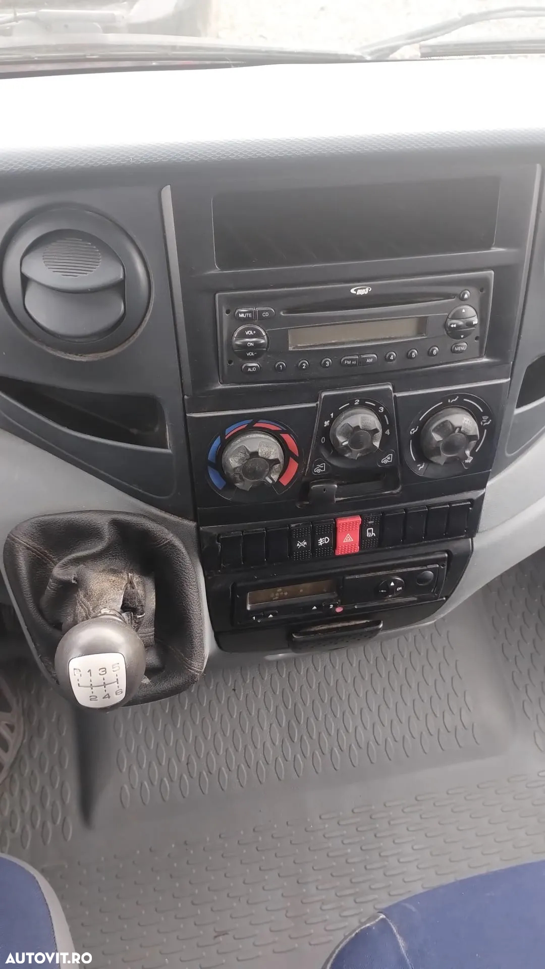 Iveco DAILY 35C15 - 9