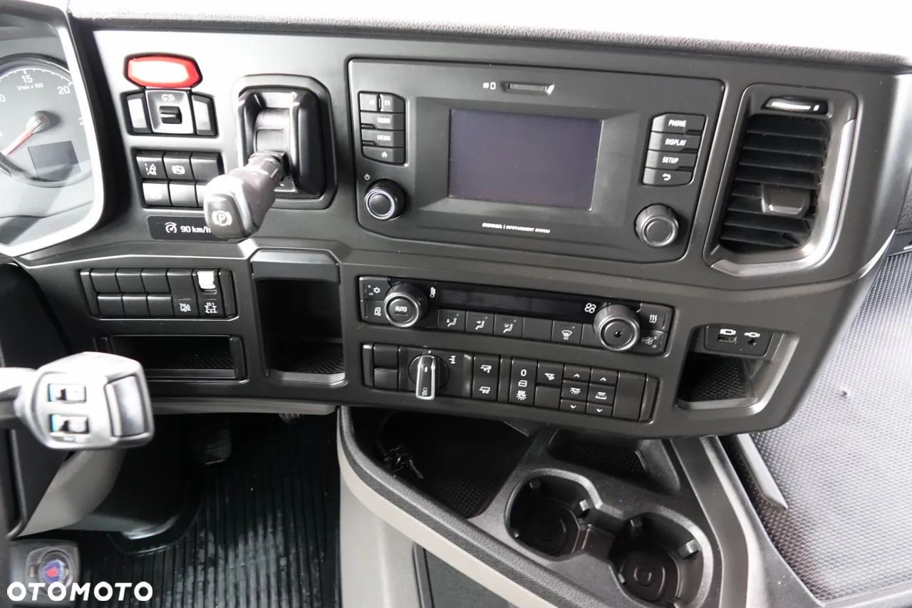Scania R 500 / RETARDER / NISKA KABINA / CAŁA NA PODUSZKACH / HYDRAULIKA / PO KONTRAKCIE SERWISOWYM - 30