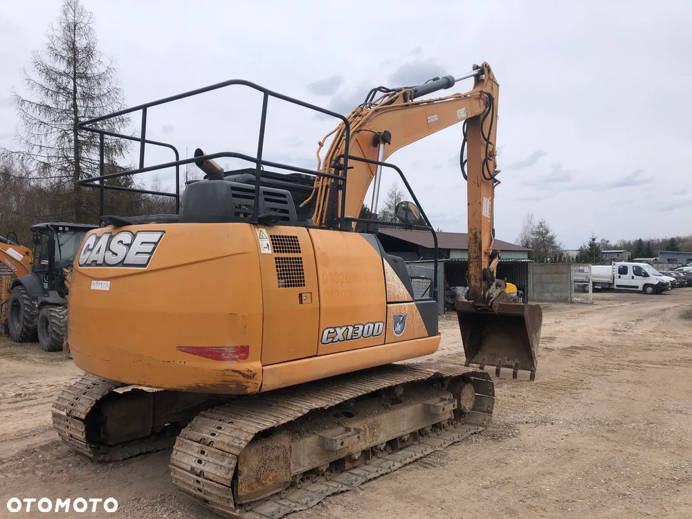 Case CX130D - 5