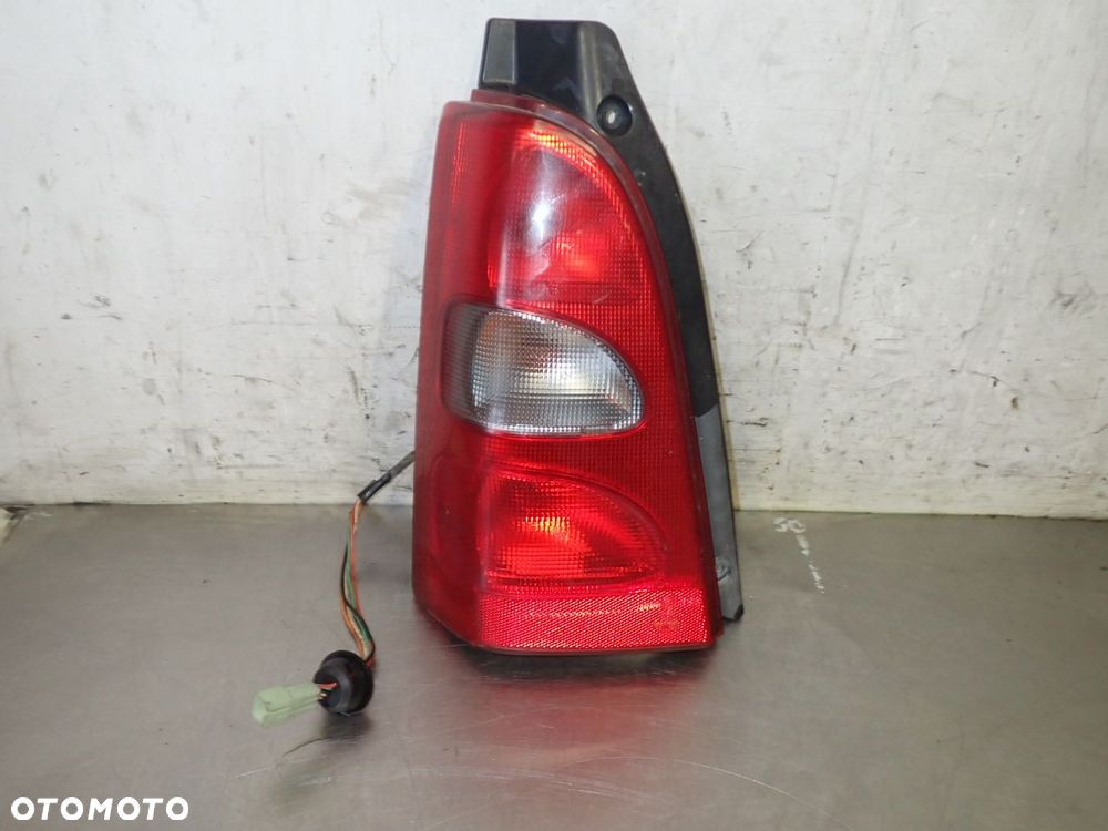 LAMPA LEWA TYLNA SUZUKI WAGON R II 1.3 B - 1