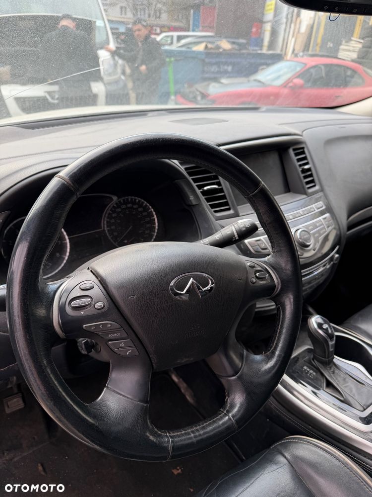 Infiniti QX60 - 8